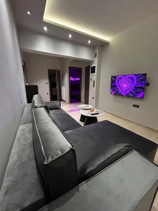 Angies Ledsigns Apartment location